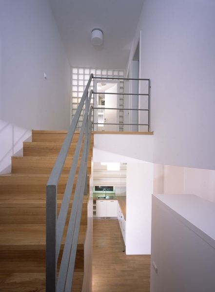 Vojtěšská Residential Building