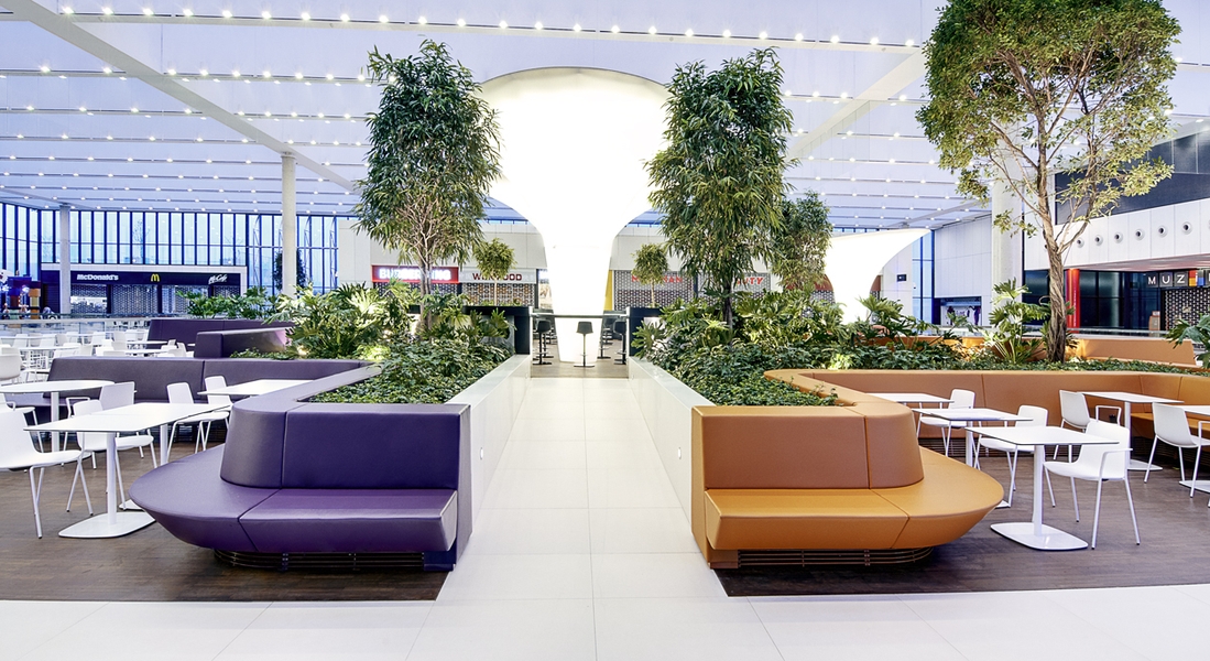 Foodcourt SC Forum Nová Karolina