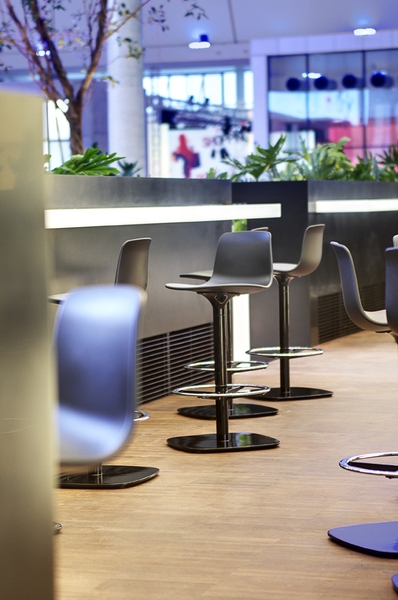 Foodcourt SC Forum Nová Karolina