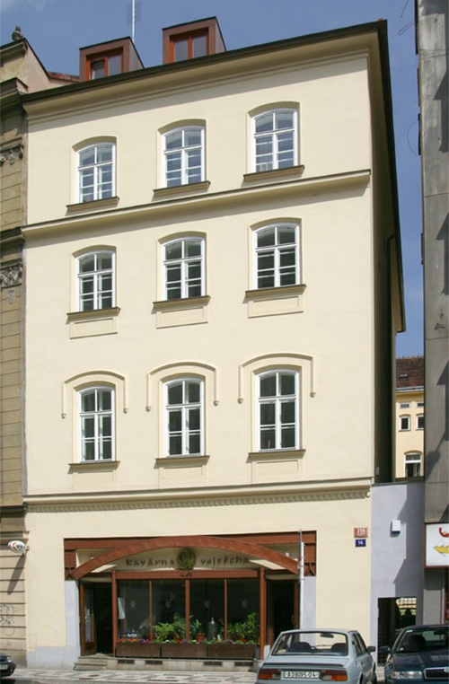 Vojtěšská Residential Building