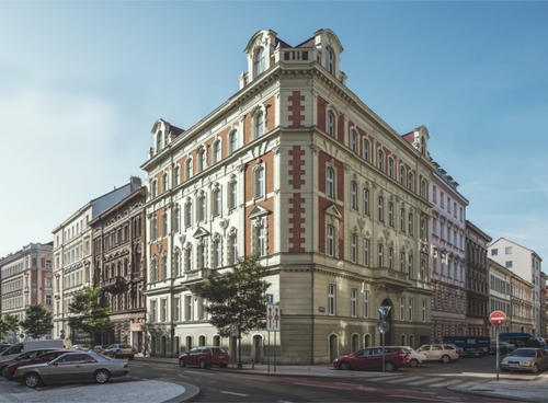 Apartment building Malátova
