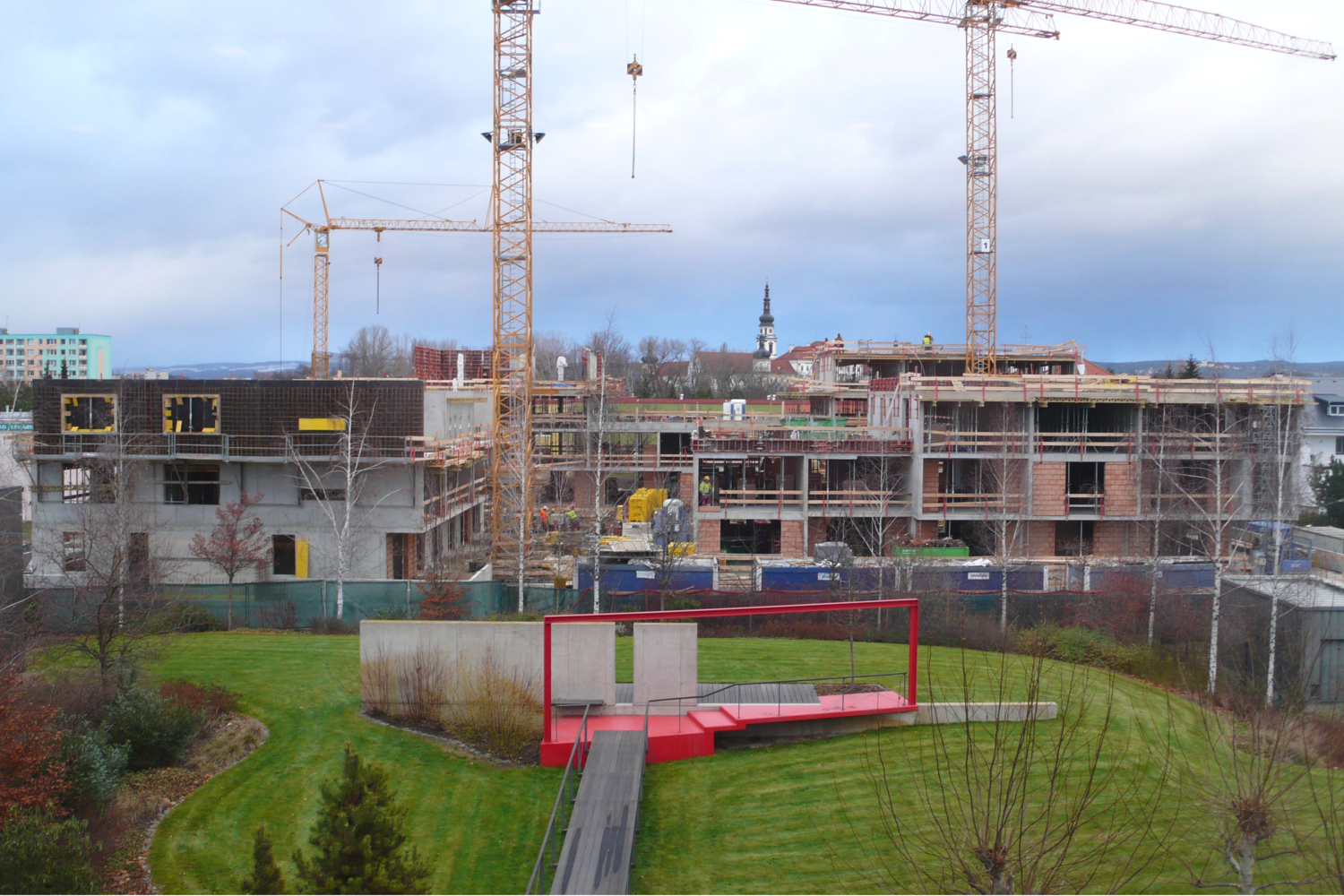 Rezidence Na Dlouh&eacute; - hrub&aacute; stavba